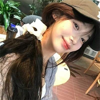 纯真小镇的夫人